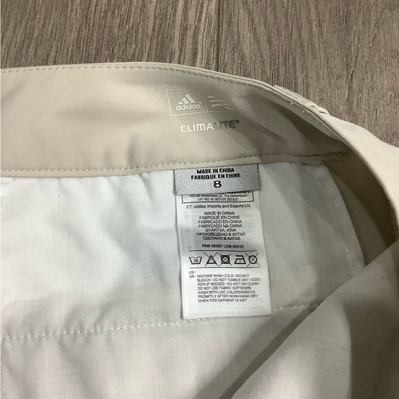 Women's Adidas 8 Medium Shorts Tan Golf Bermuda Chino Khakis Active Lightweight - Picture 7 of 9